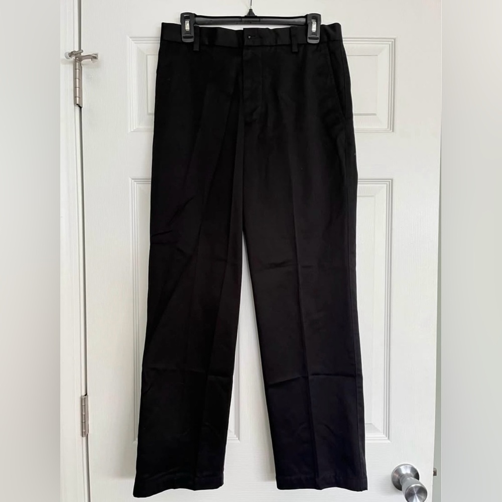Dockers 30x30 Black Straight Fit Pants